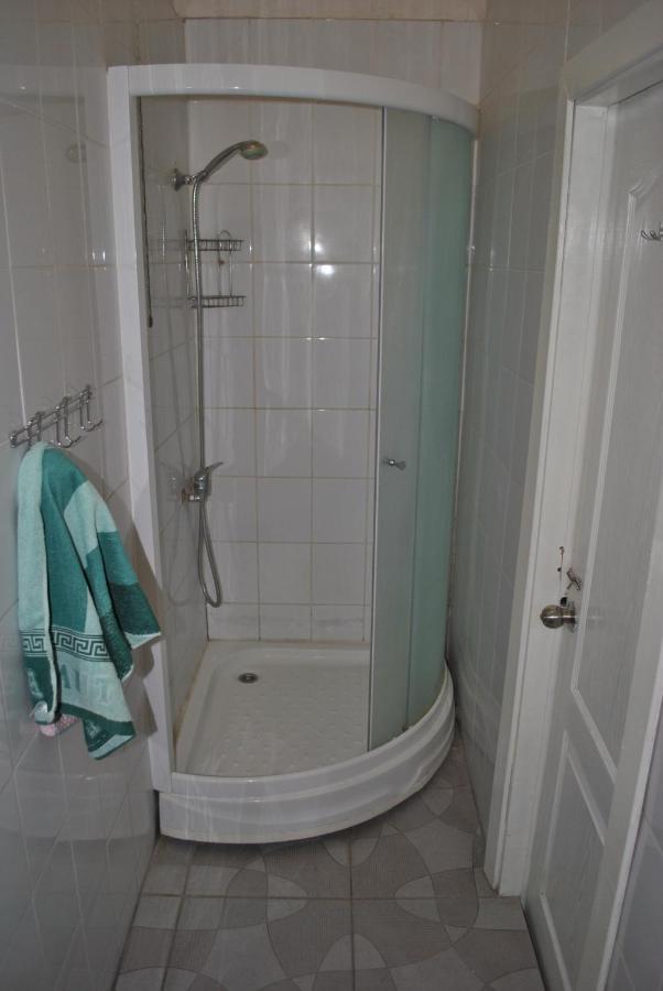 Hostel Comfort Лвив Екстериор снимка